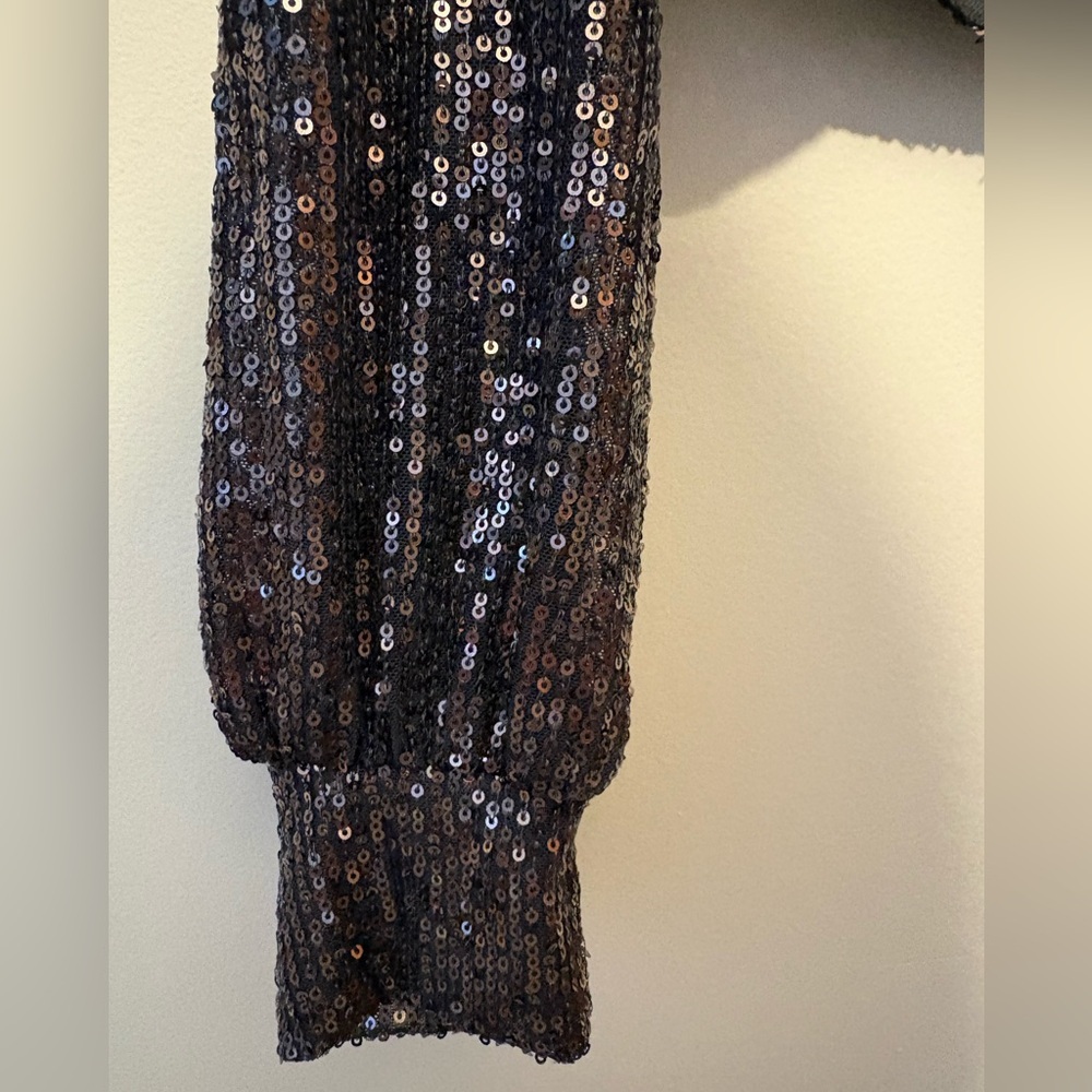 NWT Sincerely Jules Black and Silver Sequin Blouse Crop Top Concert Bachelorette - Picture 6 of 7